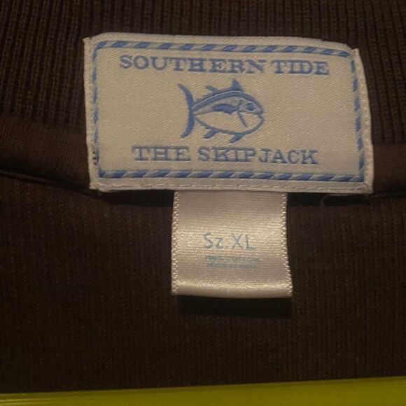 Southern Tide 1/4 Zip Pullover - Picture 4 of 9